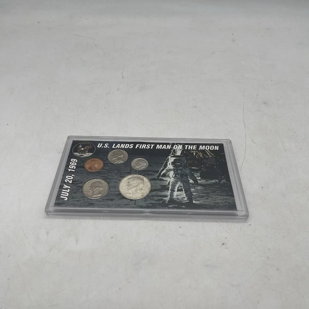 July 20,1969 Morgan Mint Set of Five Coins US Lands First Man On The Moon 1969